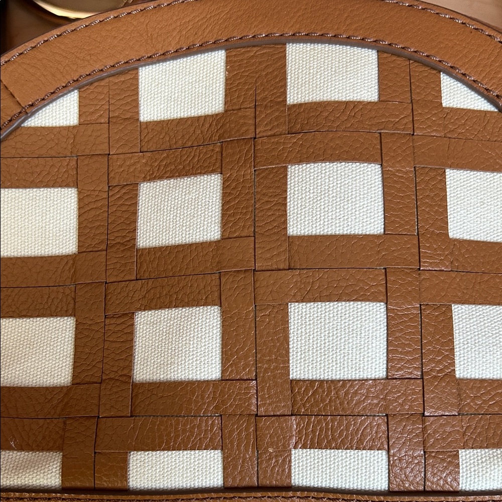 Fossil Chelsea Crossbody or Shoulder Bag Like New $139 Retail - Picture 6 of 6